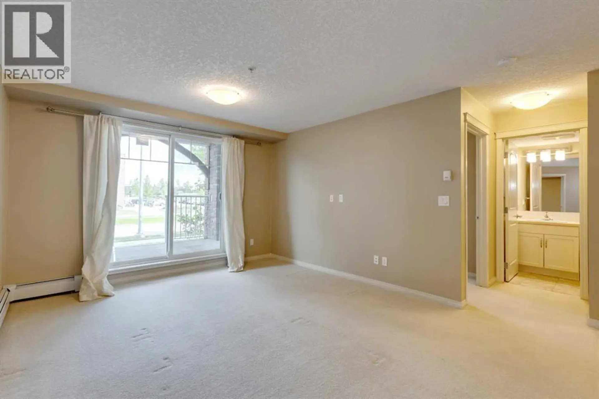 #106 304 Cranberry Park SE - Image 6