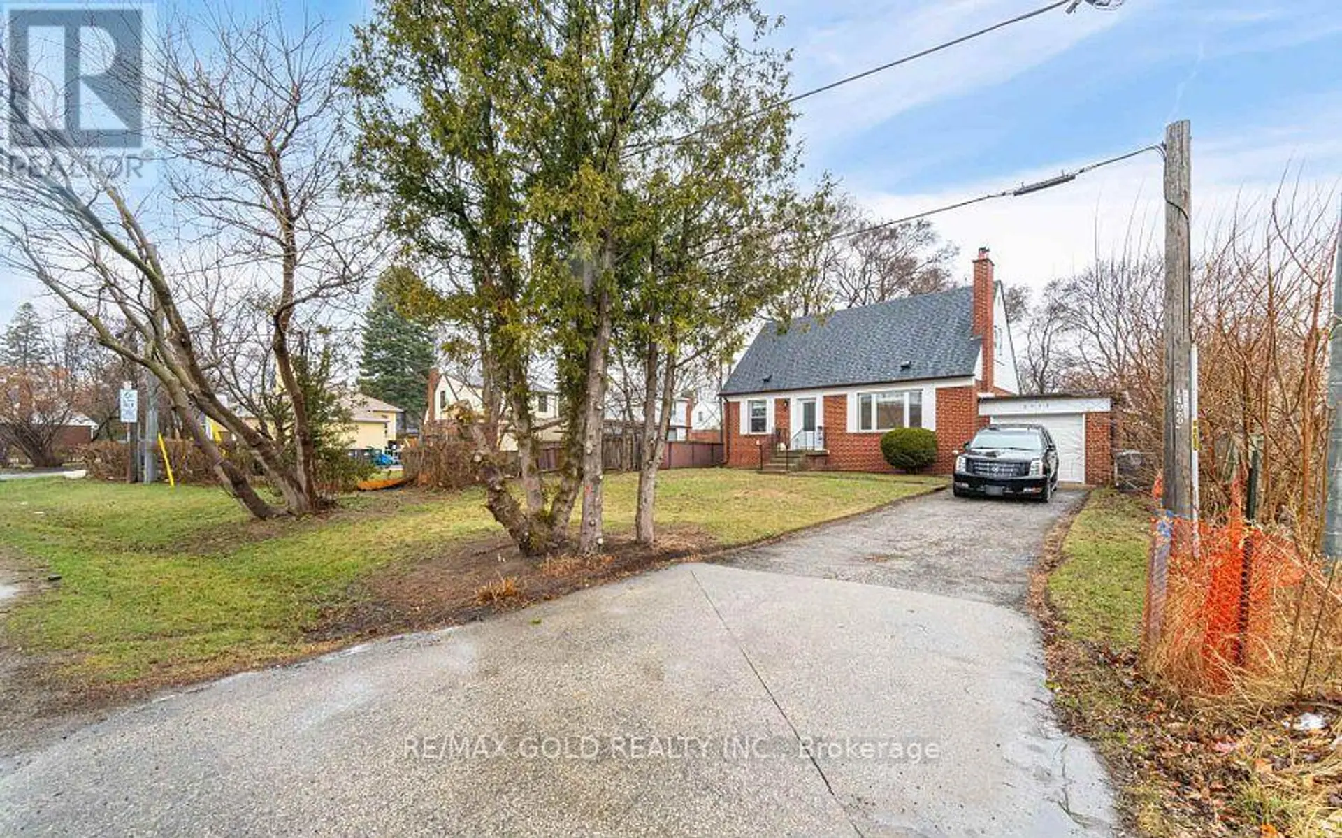 2015 STANFIELD ROAD - Image 1