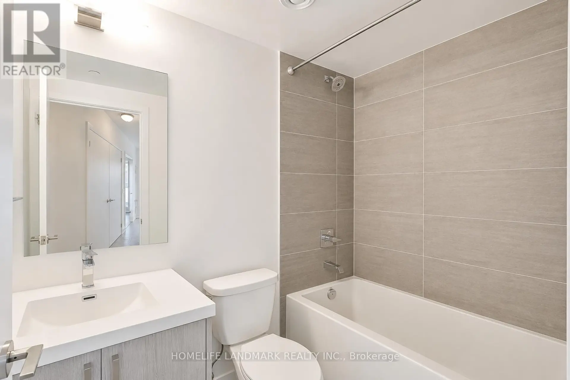 #2303 77 MUTUAL STREET - Image 8