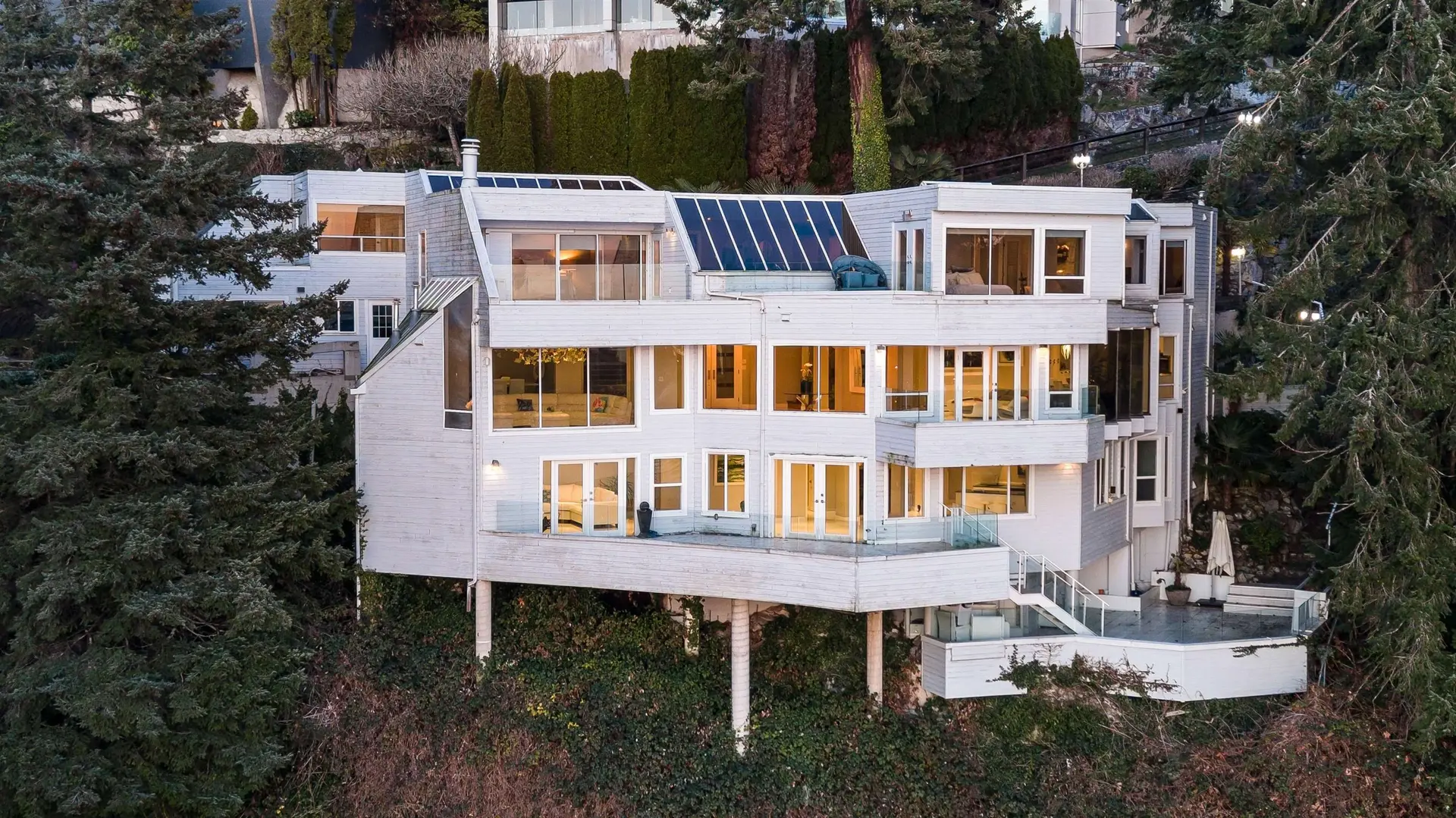 Property at 5530 Parthenon Place, West Vancouver, BC