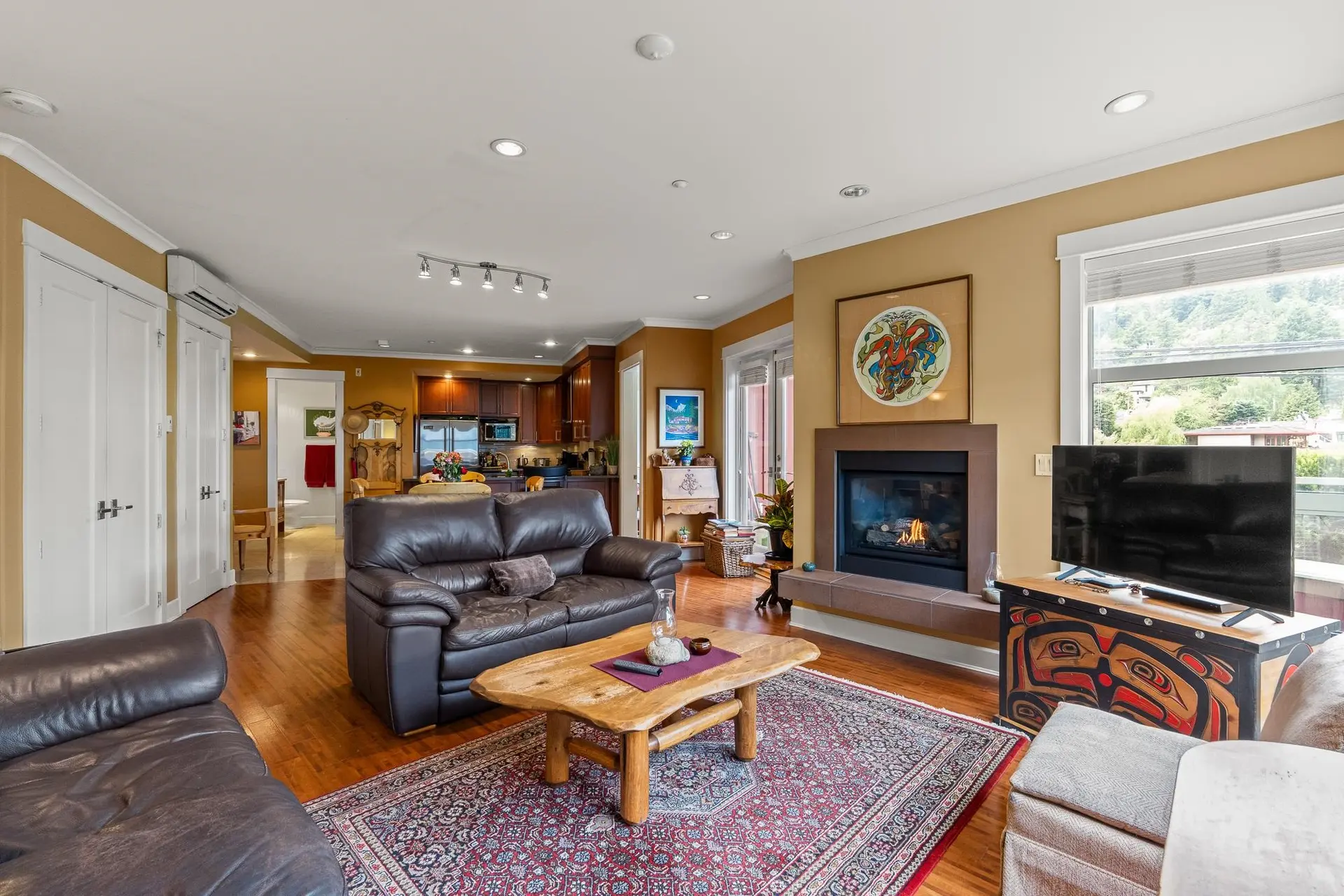 #205 6688 Royal Avenue - Image 8