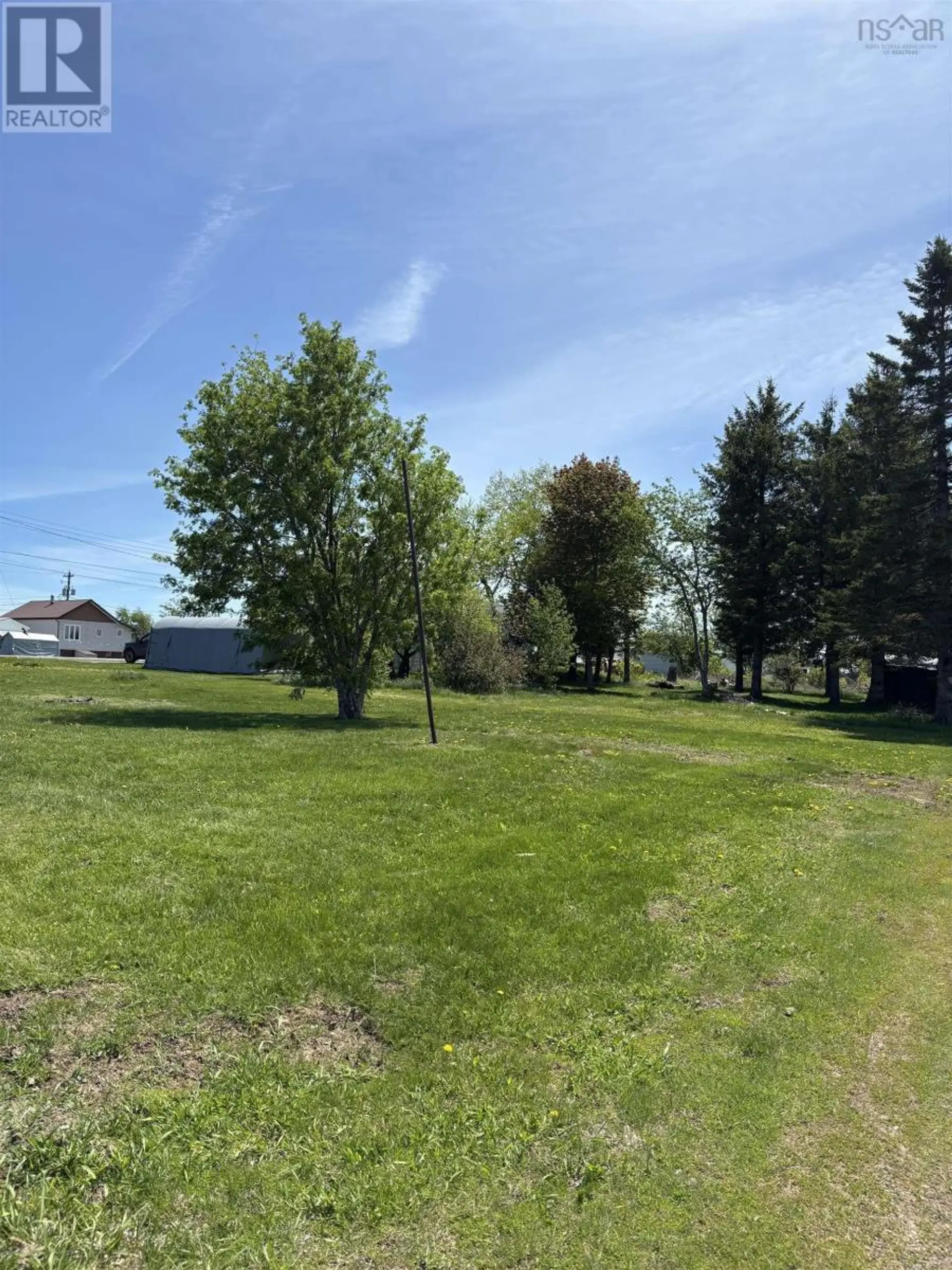 42 Pleasant Street - Image 2