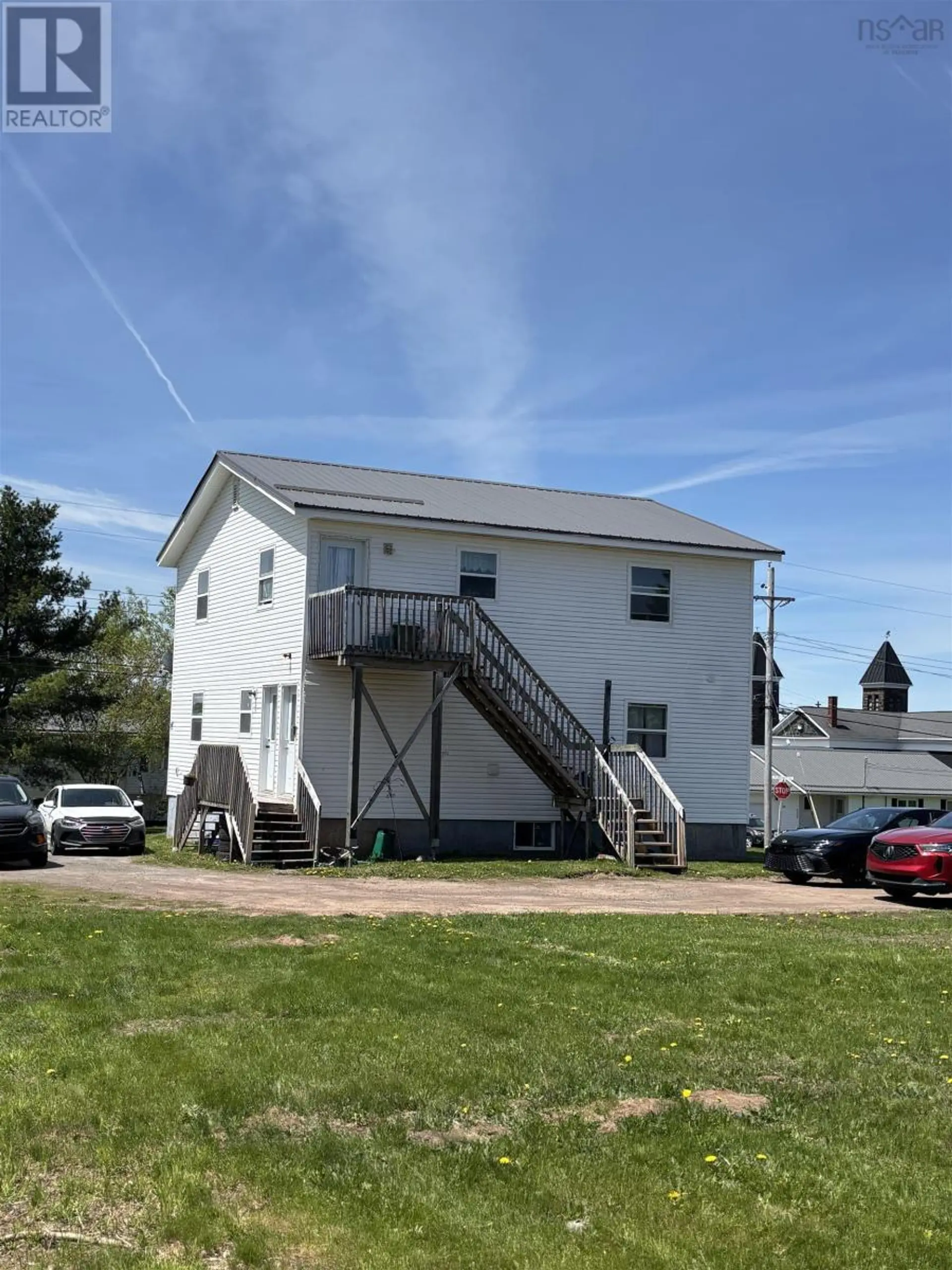 42 Pleasant Street - Image 3