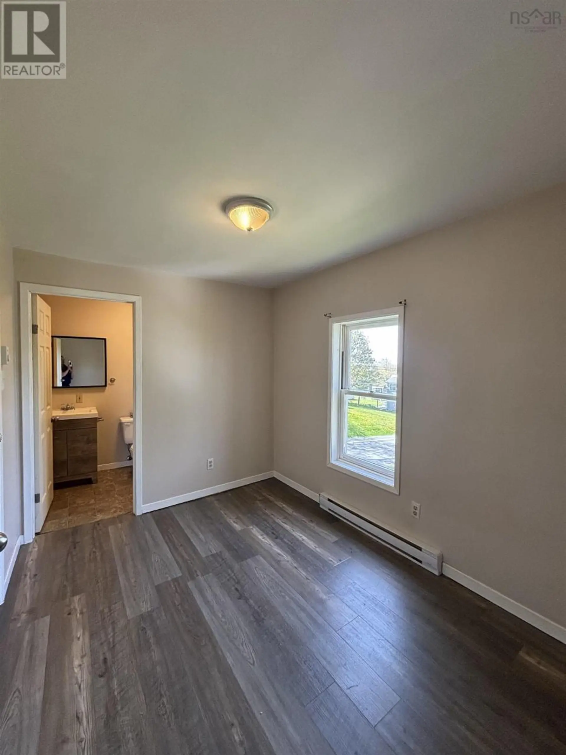 45 Mechanic Street - Image 6