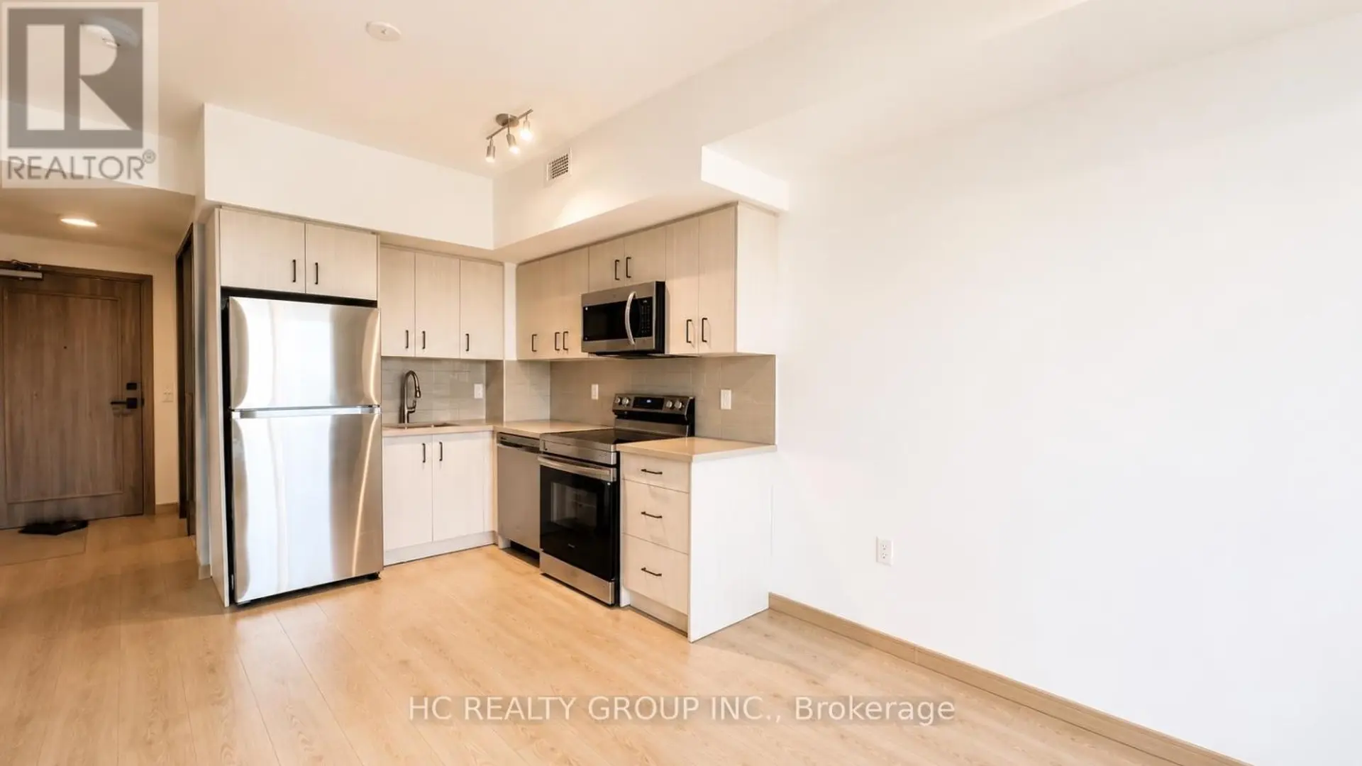#B1212 3429 SHEPPARD AVENUE E - Image 2