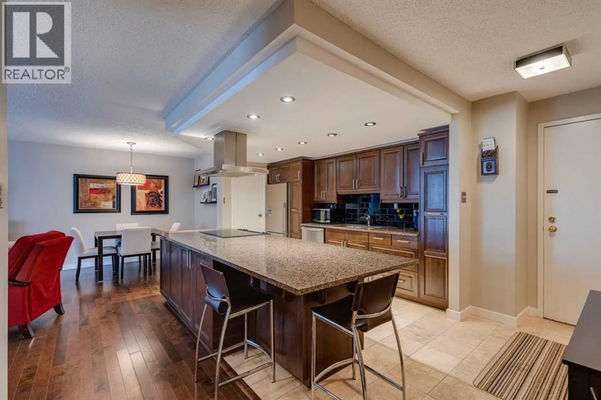 #6E 133 25 Avenue SW - Image 4
