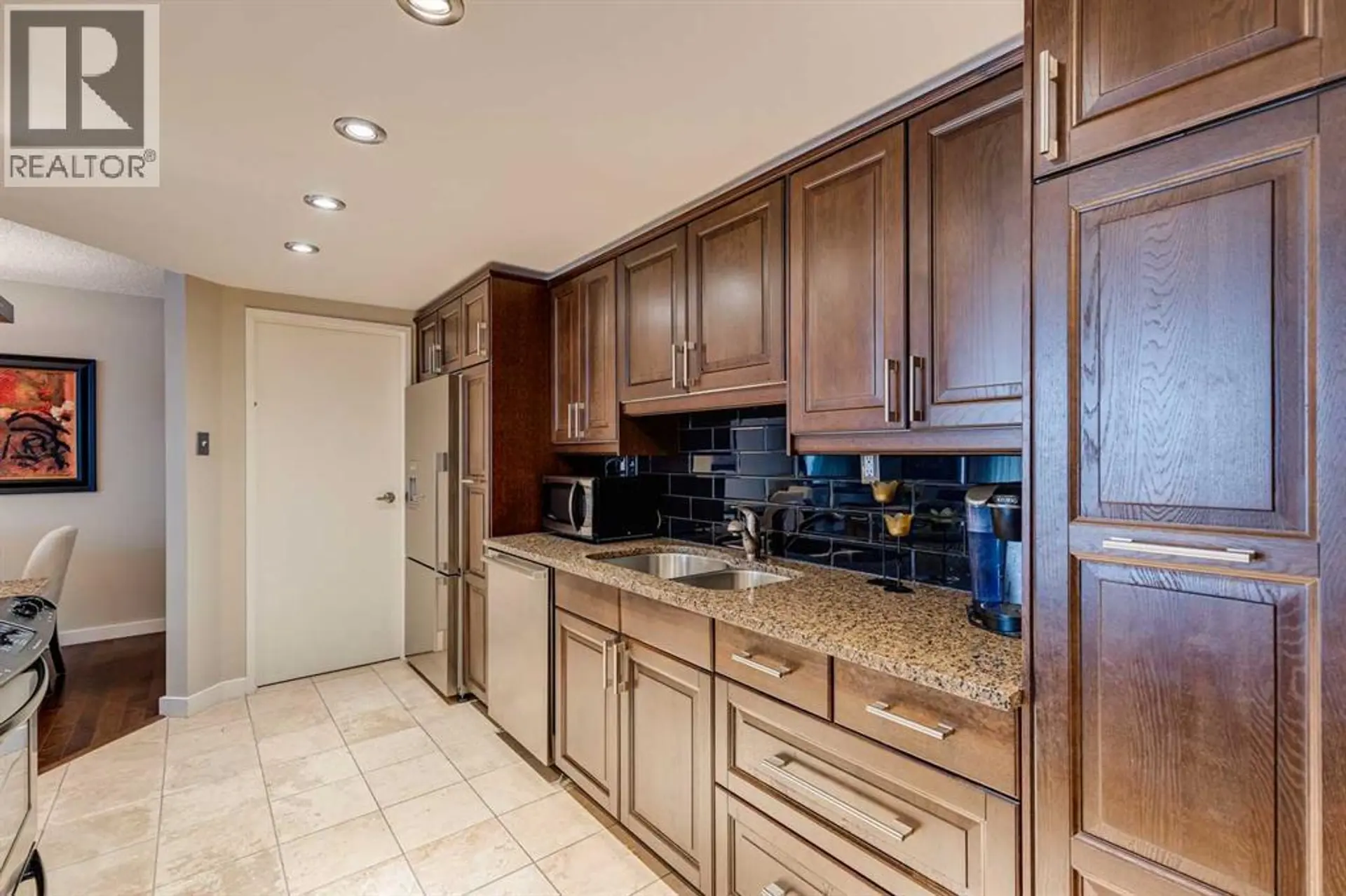 #6E 133 25 Avenue SW - Image 5