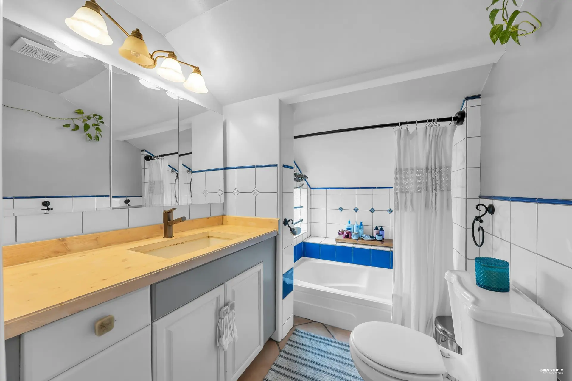 378 E 59th Avenue - Image 7