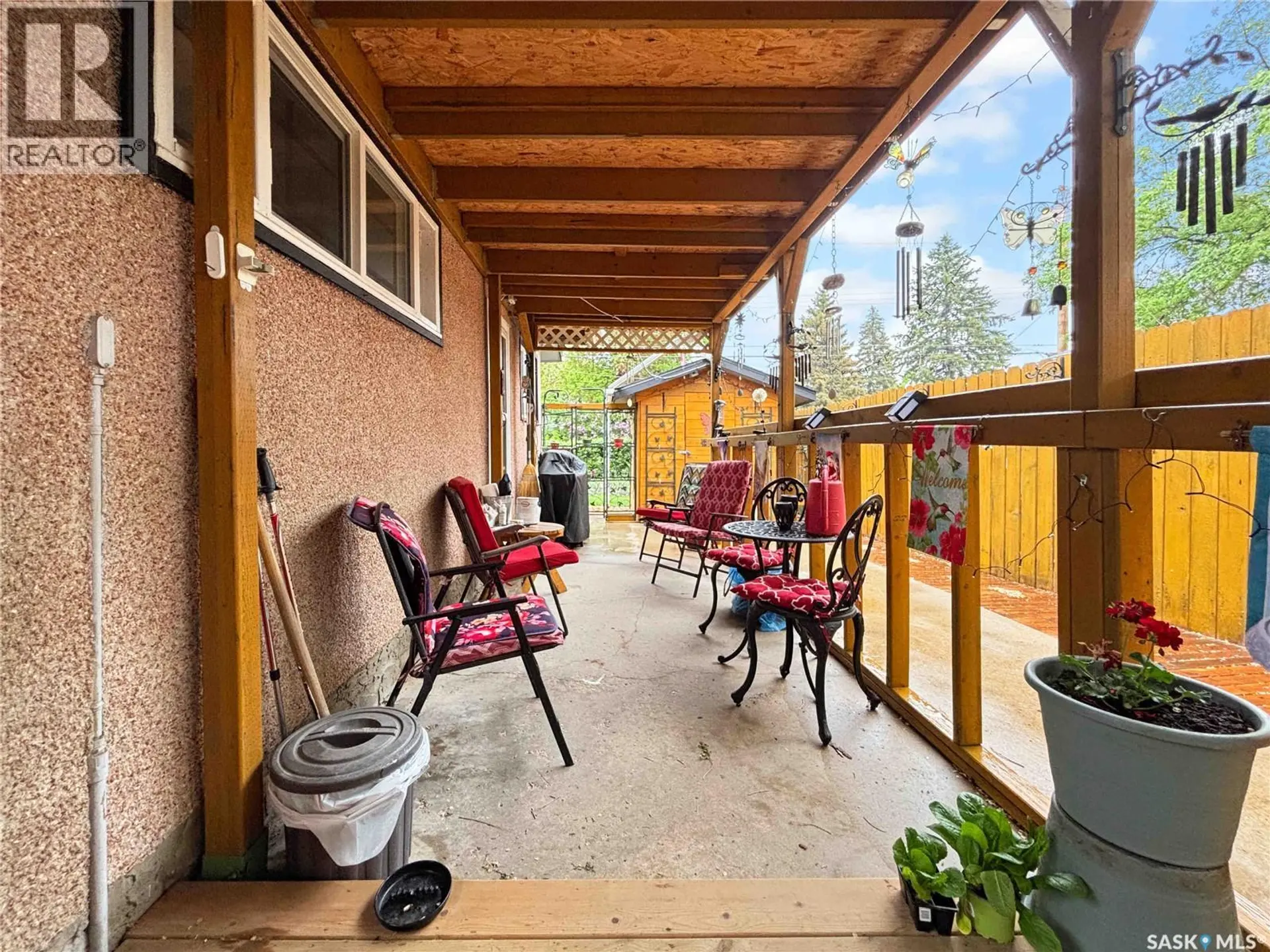 714 S AVENUE N - Image 16