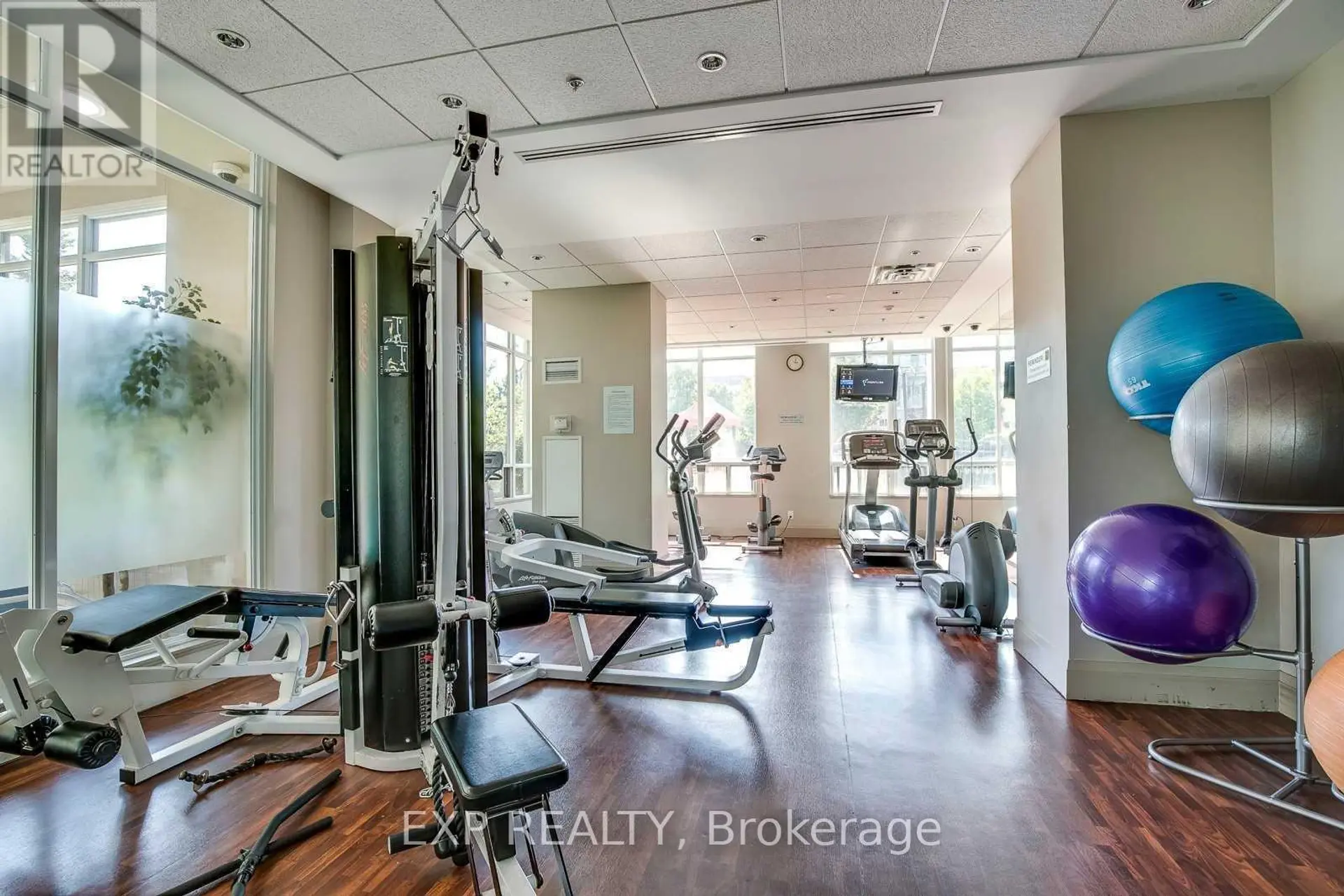 #1701 3515 KARIYA DRIVE - Image 13