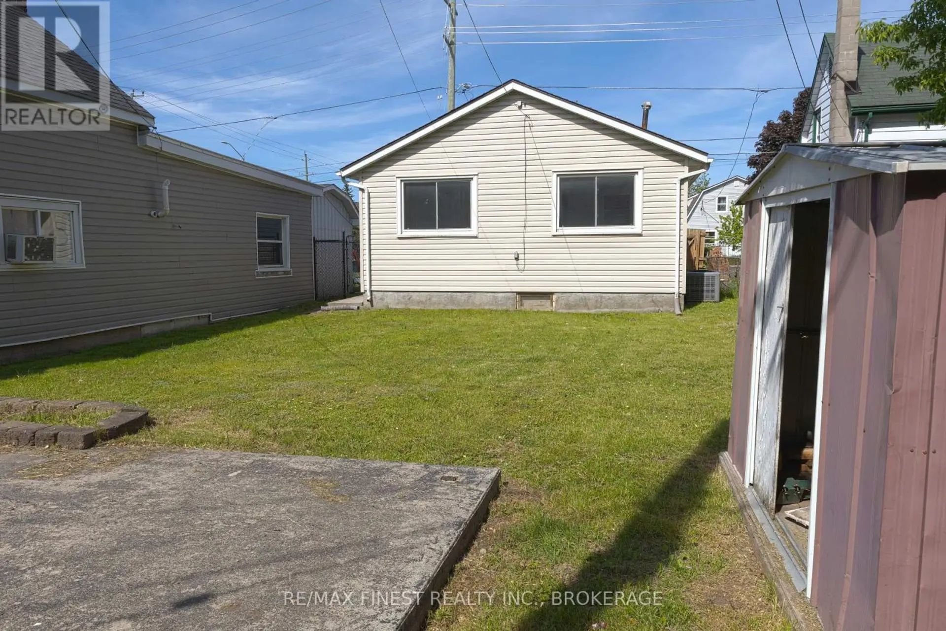 559 MACDONNELL STREET - Image 15