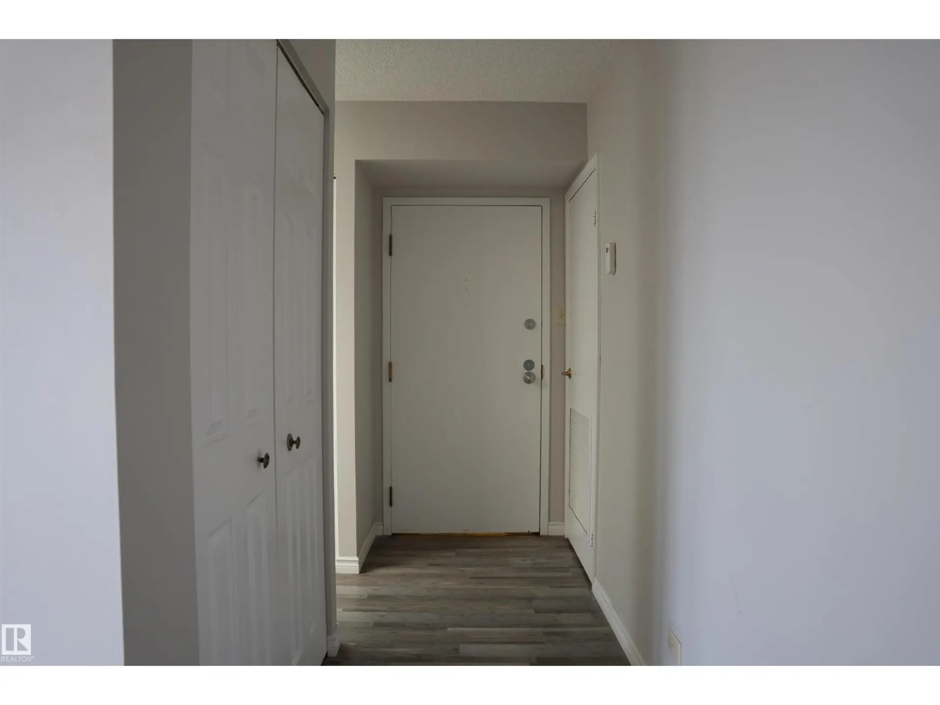 #1703 11027 87 AV N NW - Image 4