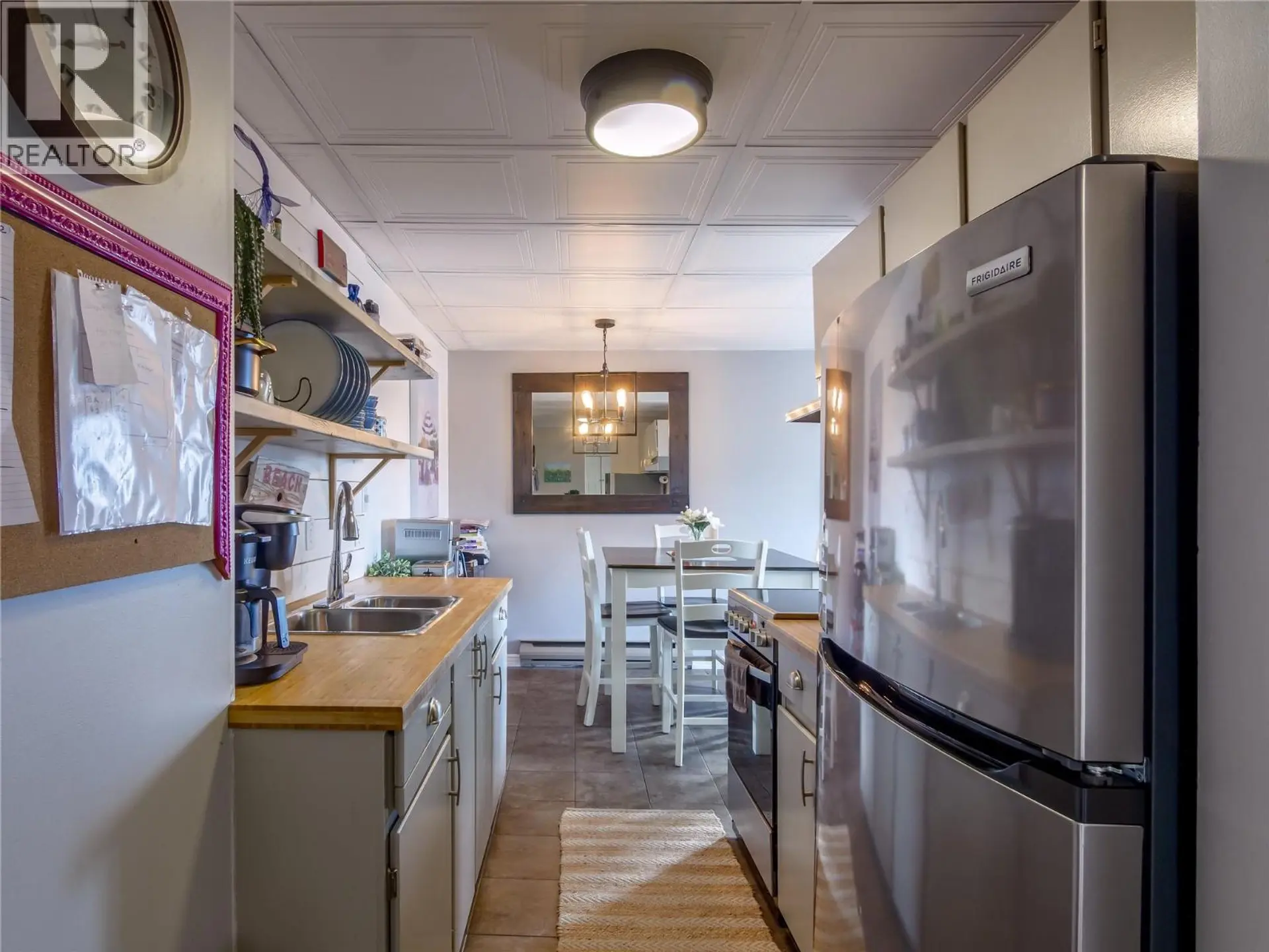 #301 922 Dynes Avenue - Image 8