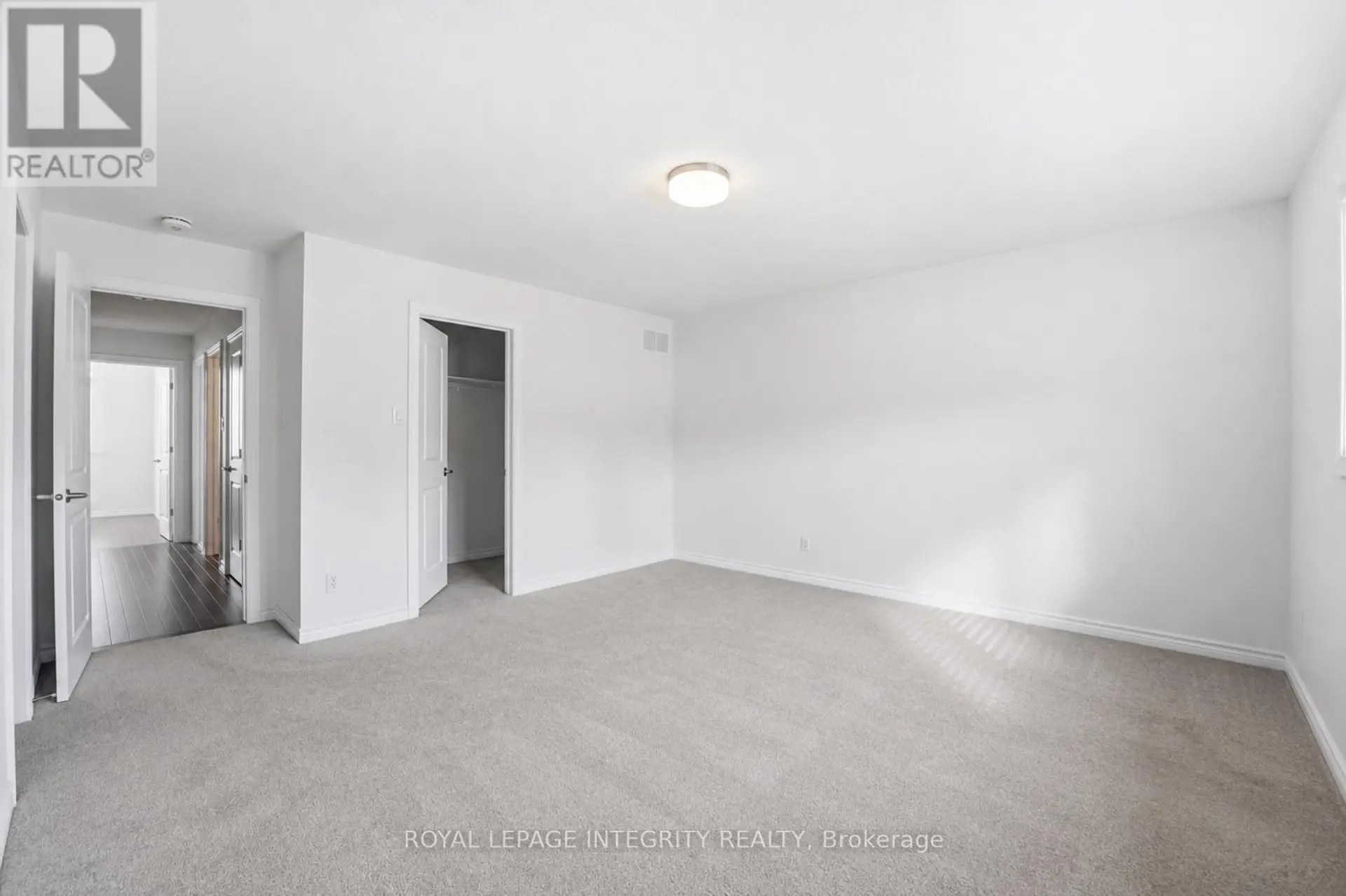 36 JARGEAU ROAD - Image 12