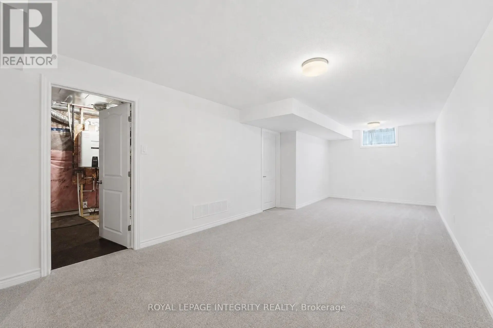 36 JARGEAU ROAD - Image 16