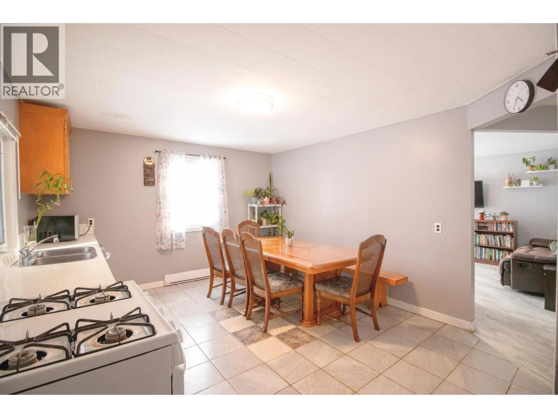 10220 96 AVENUE - Image 2