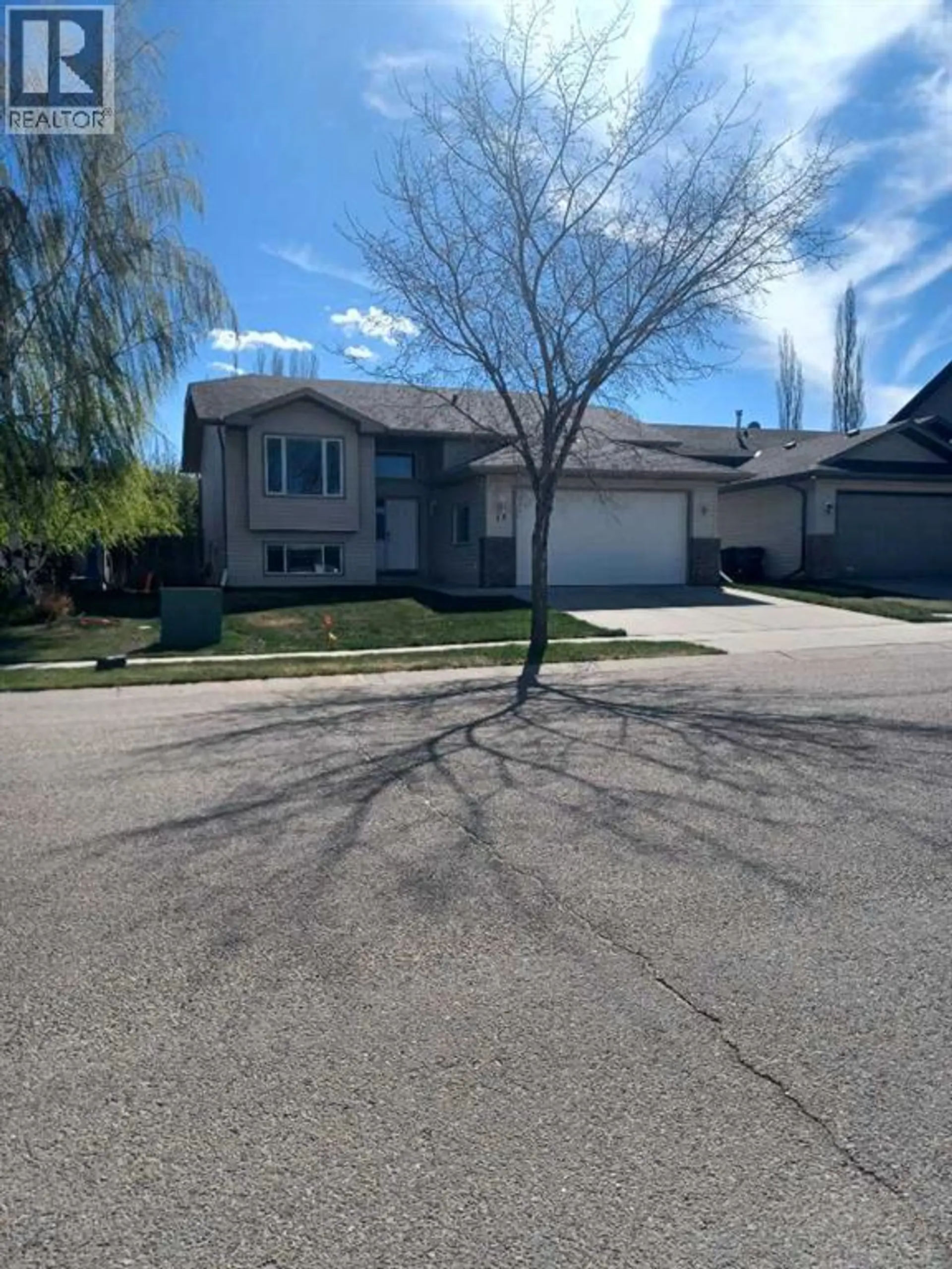 13 Firdale Road - Image 1