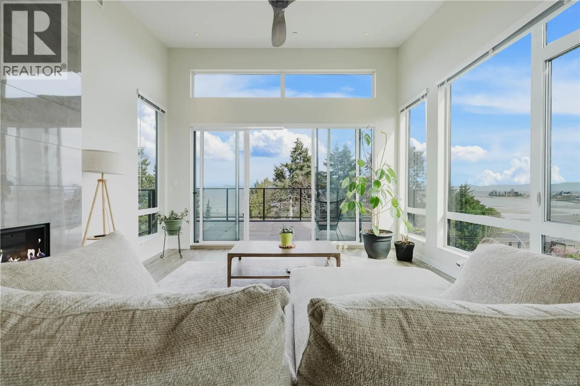 Property at #402 100 Lombardy St, Parksville, BC