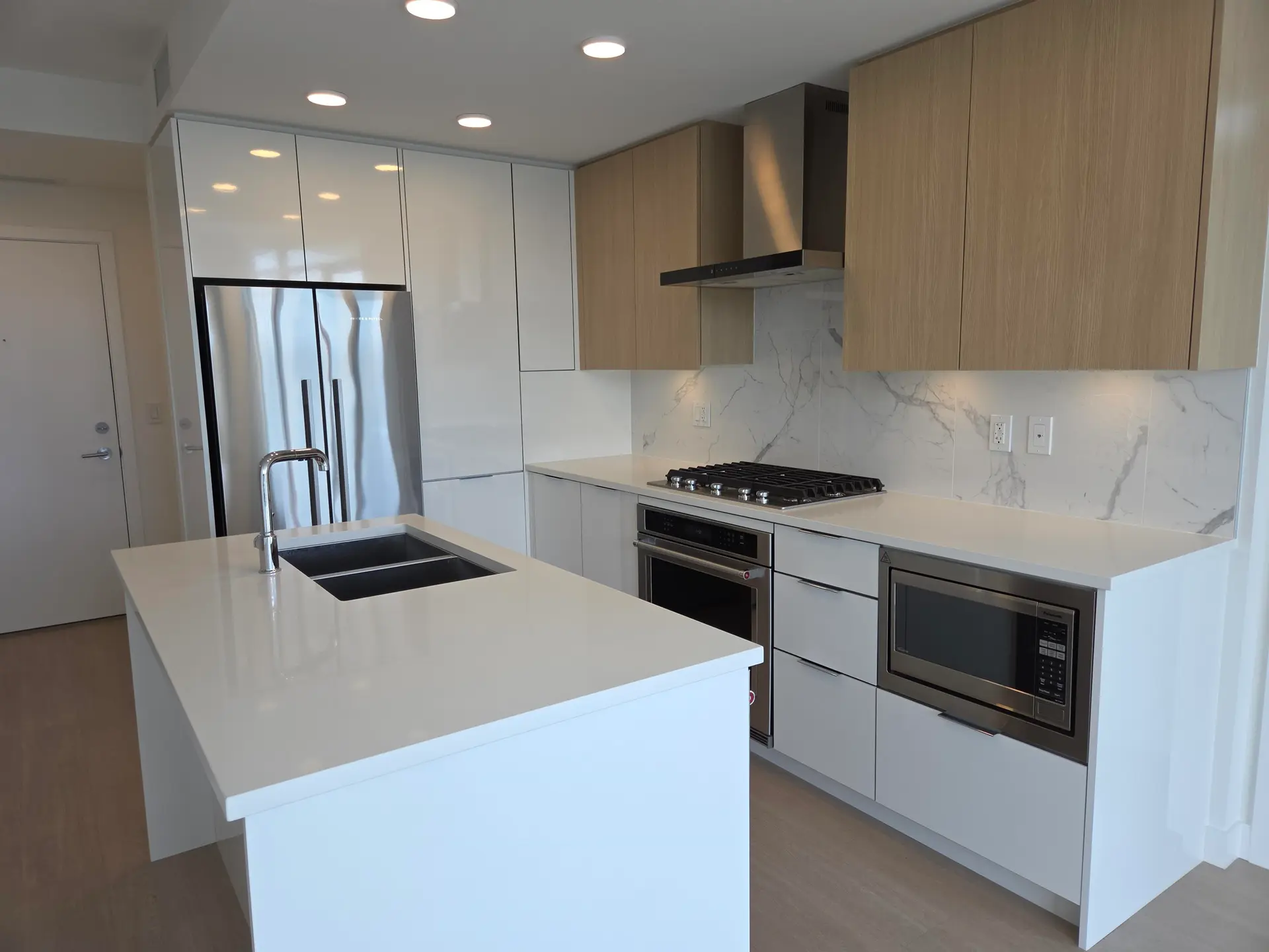 #407 7769 Park Crescent - Image 5