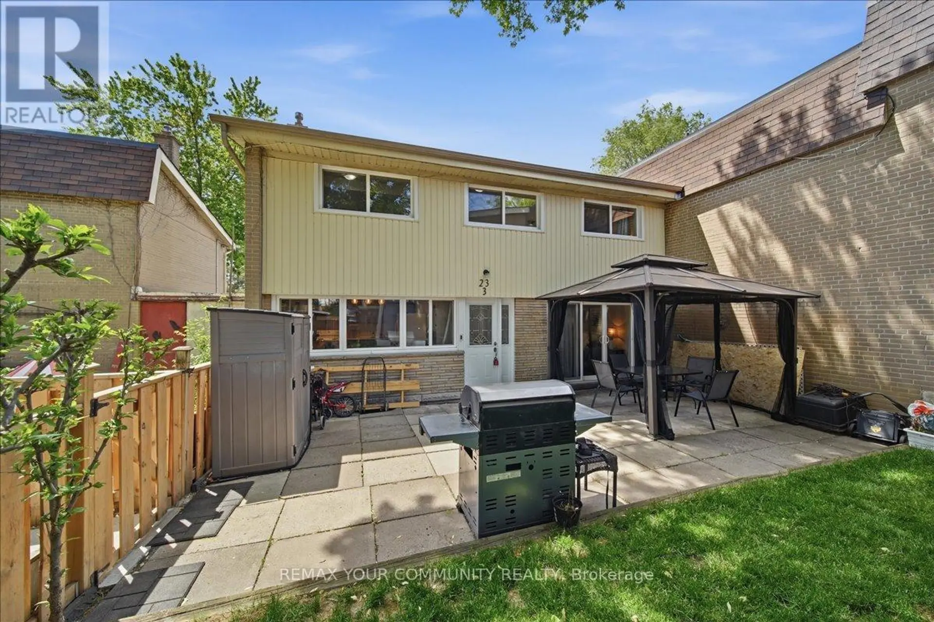 #3 23 BROOKWELL DRIVE - Image 1