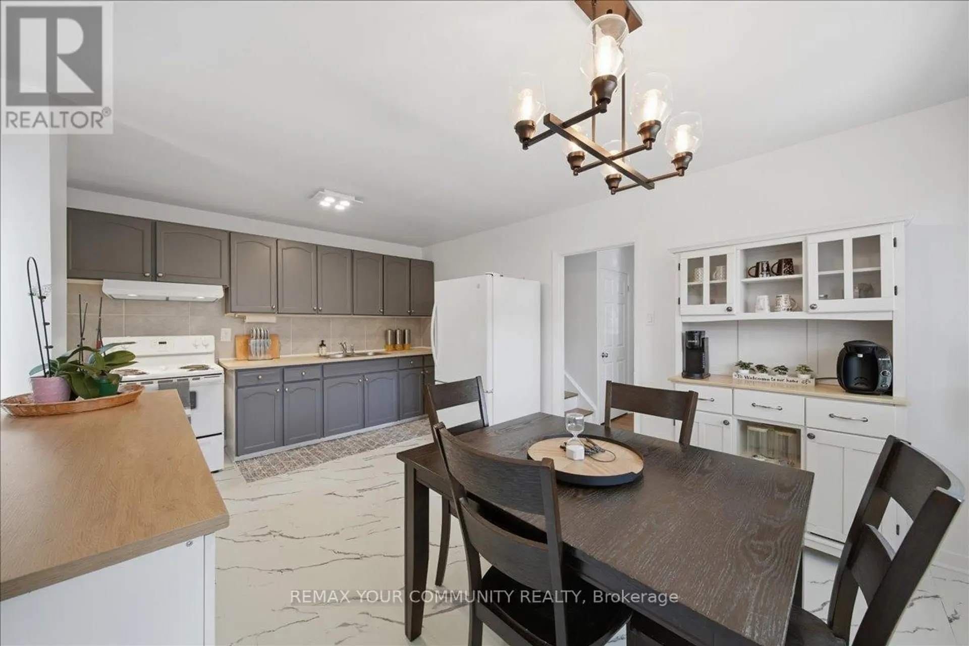 #3 23 BROOKWELL DRIVE - Image 3