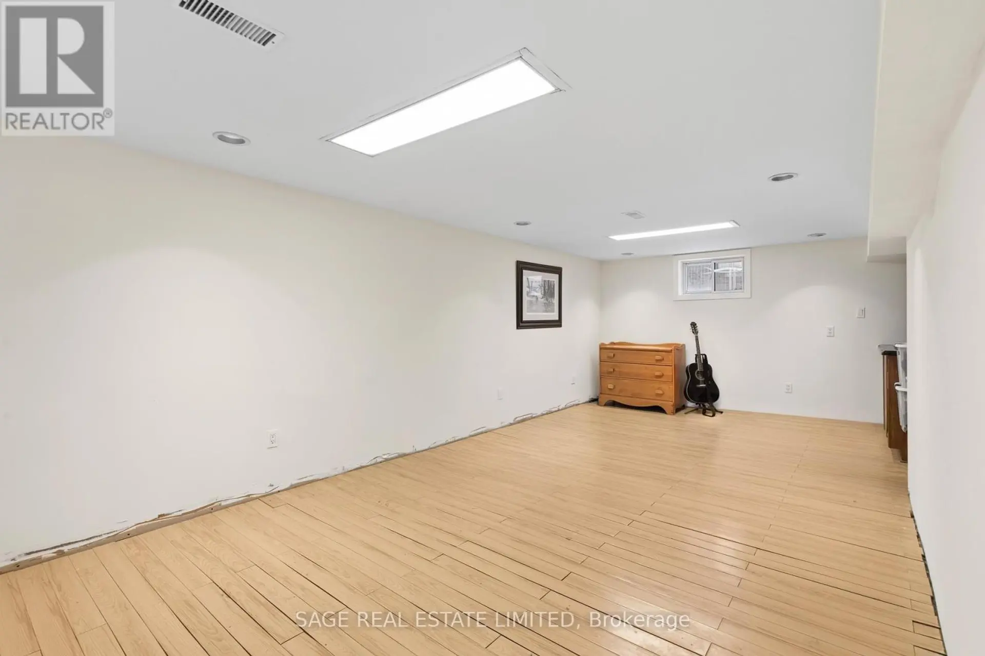 11 CHELSEA DRIVE - Image 16