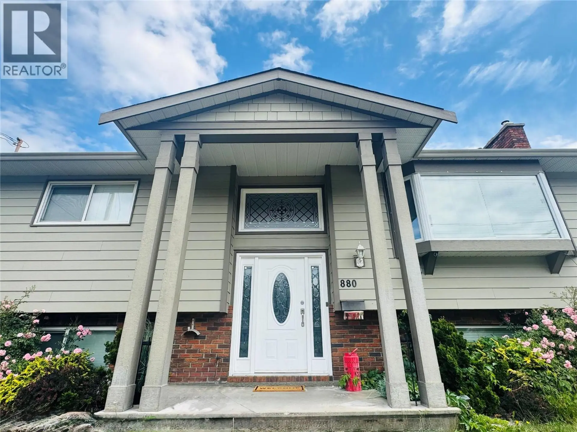 Property at 880 Tamarack Drive, Kelowna, BC