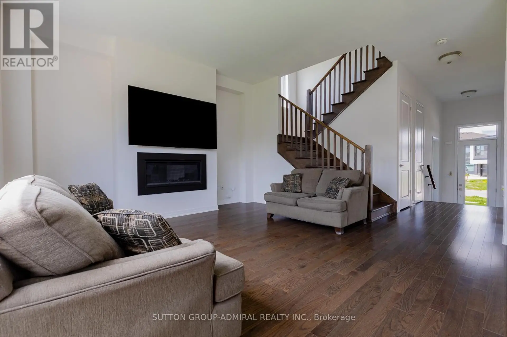 3731 LAKEPOINT DRIVE - Image 7