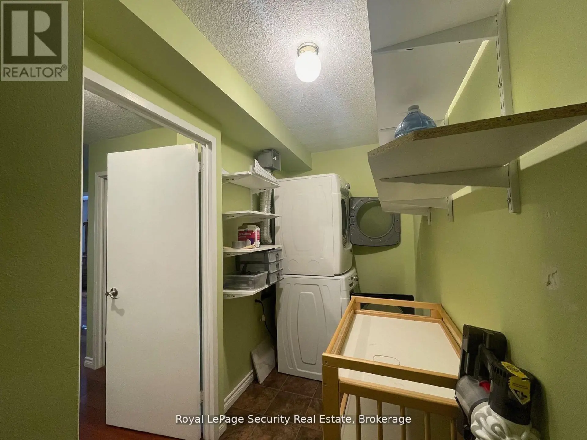 #805 2556 ARGYLE ROAD - Image 15