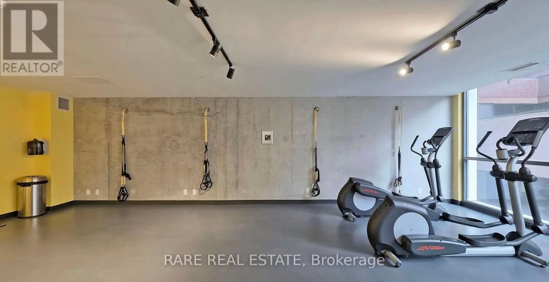 #421 39 BRANT STREET - Image 18