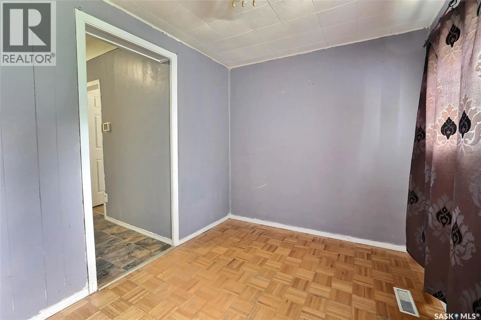 2030 queen STREET - Image 8