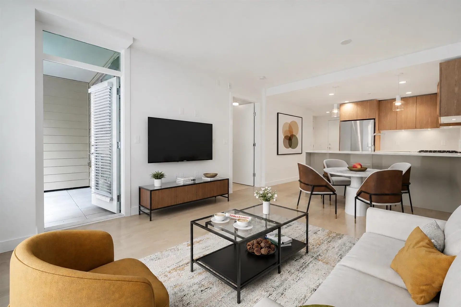 #125 108 E 8th Street - Image 2