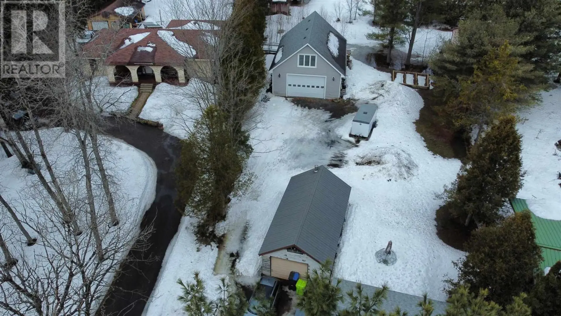 324 River RD - Image 11