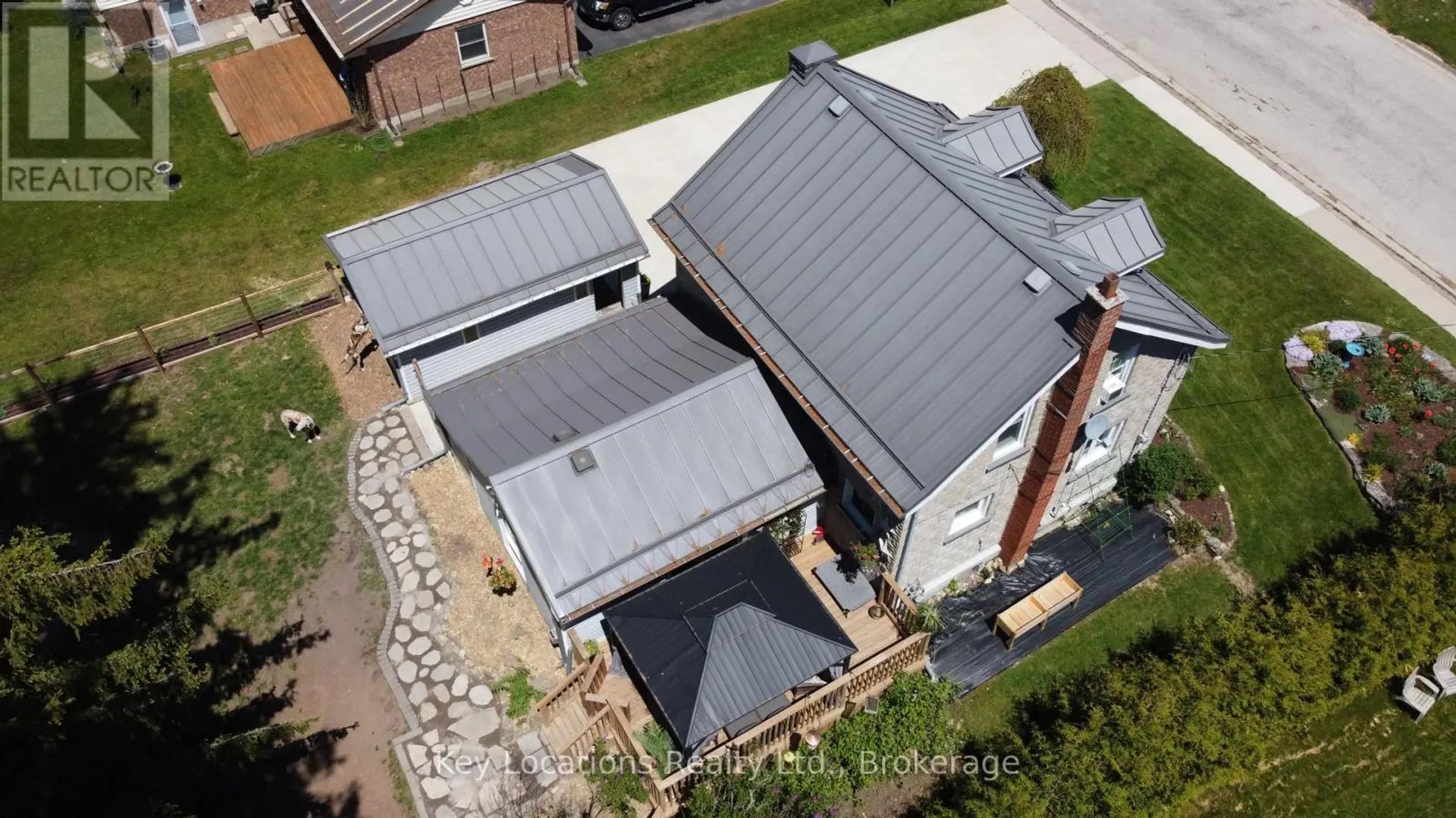 724 GOULD STREET N - Image 18