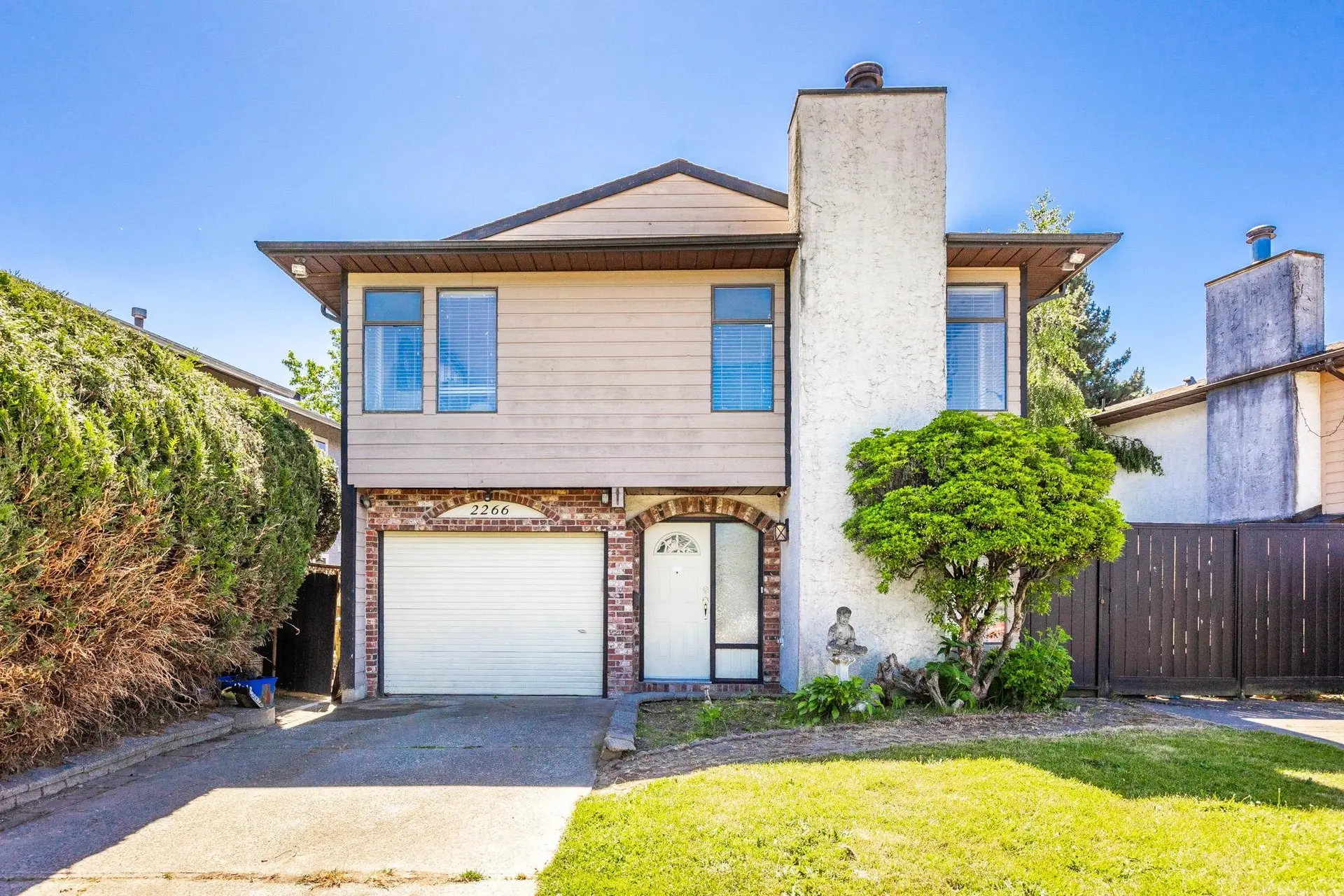 Property at 2266 Willoughby Way, Langley, BC