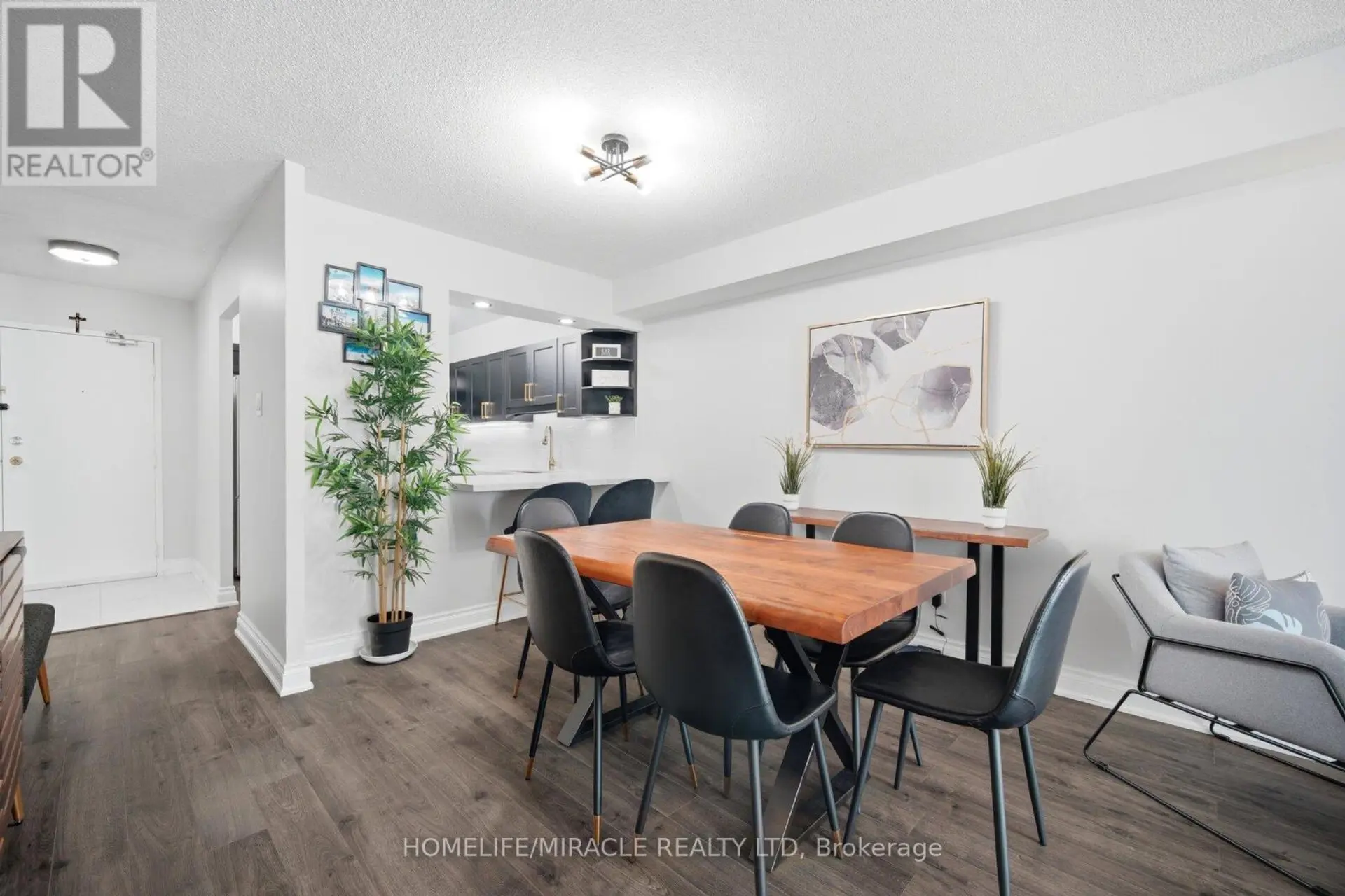 #102 238 ALBION ROAD - Image 3