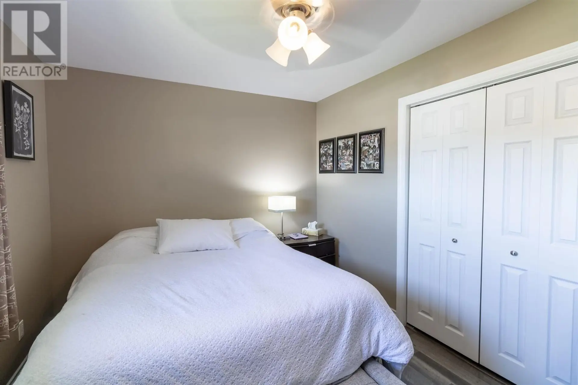 8 Dawson AVE - Image 13