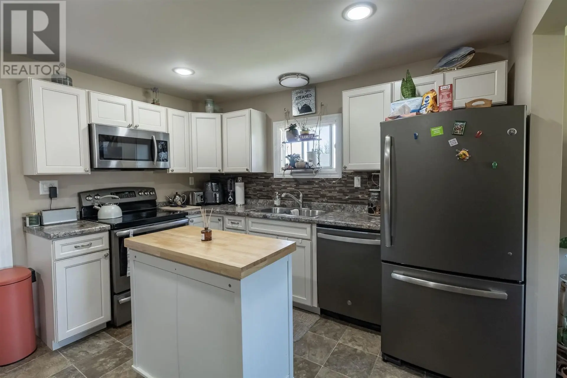 8 Dawson AVE - Image 6