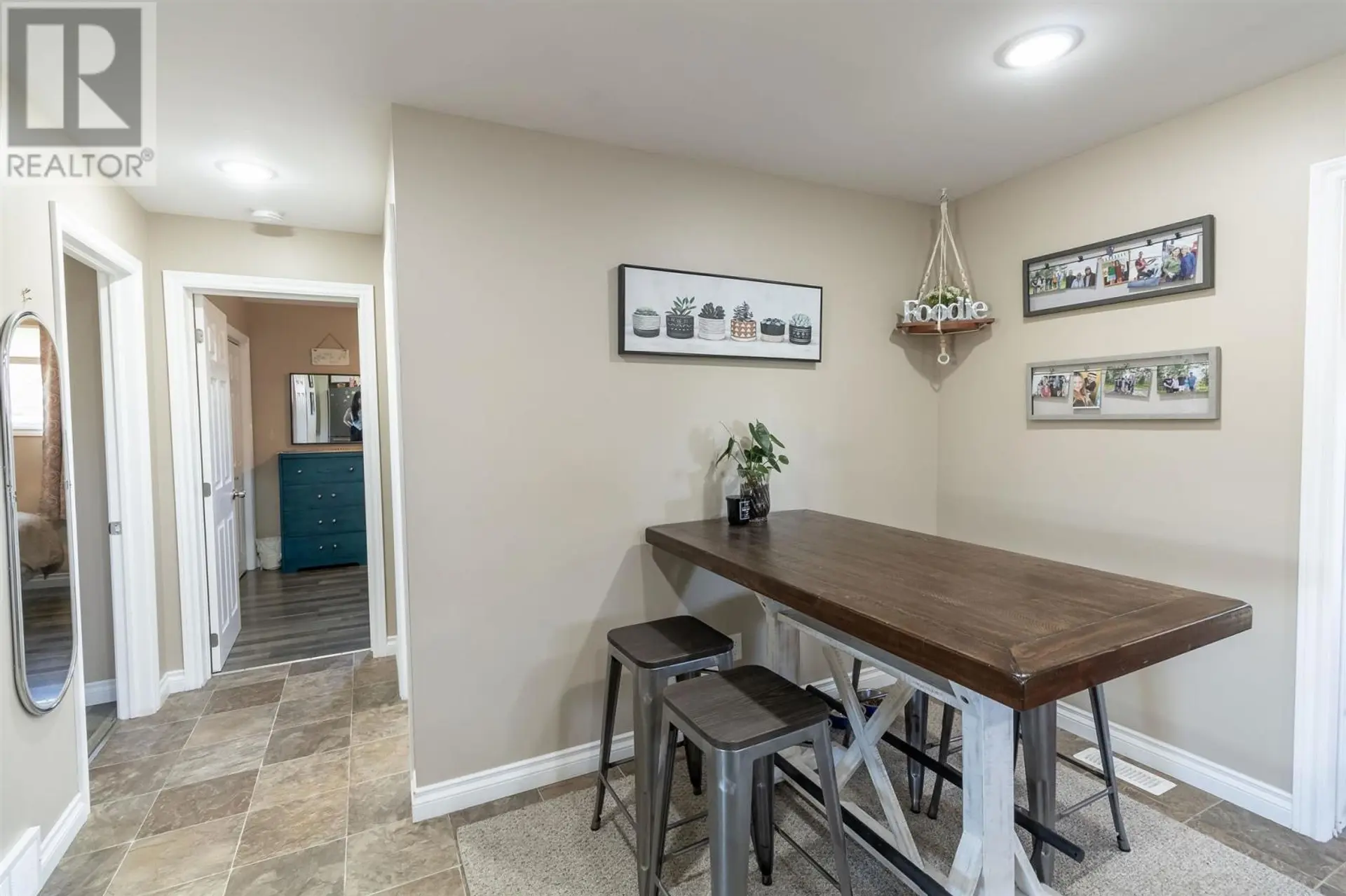 8 Dawson AVE - Image 8