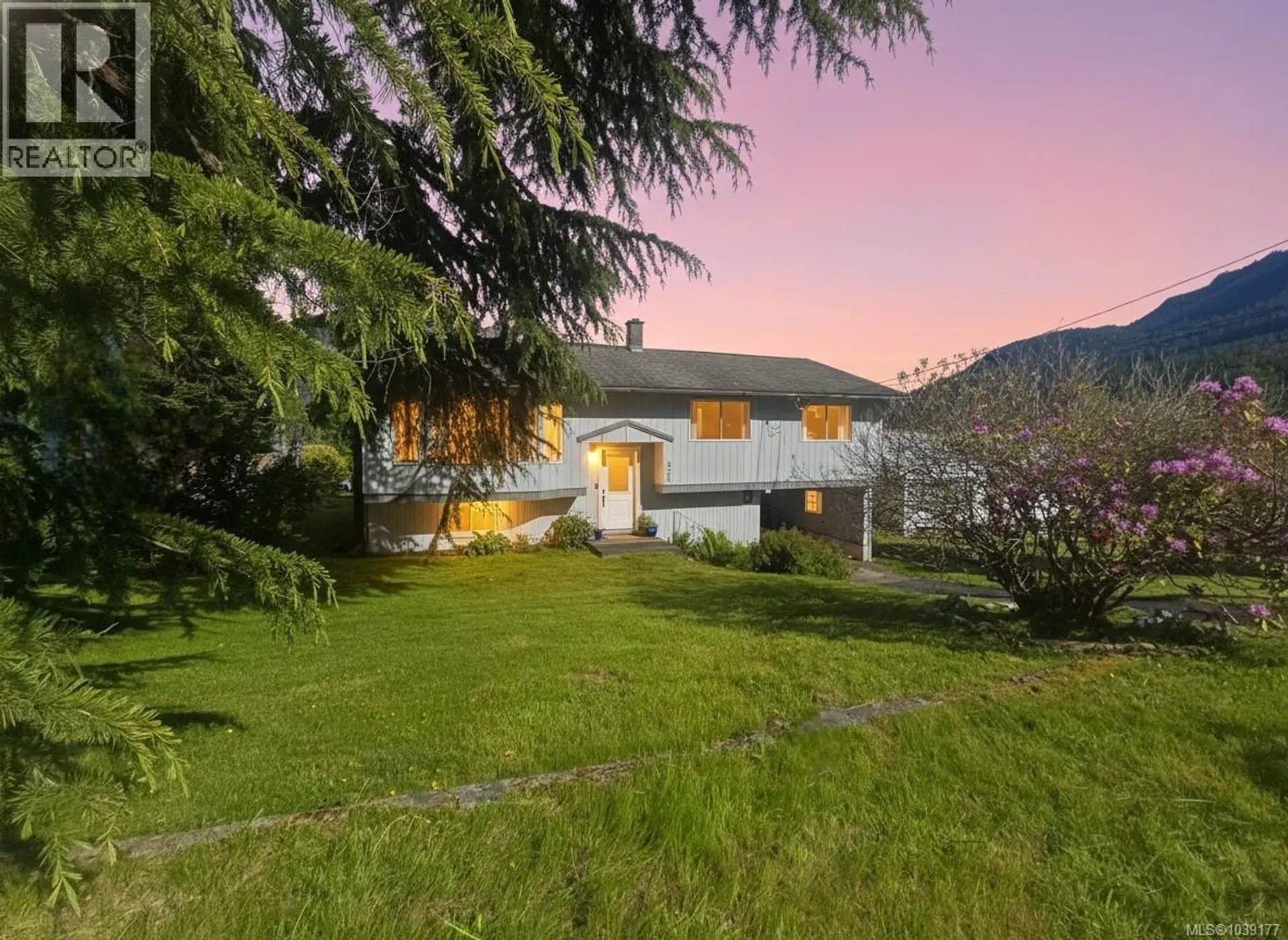 Property at 221 Spar St, Sayward, BC