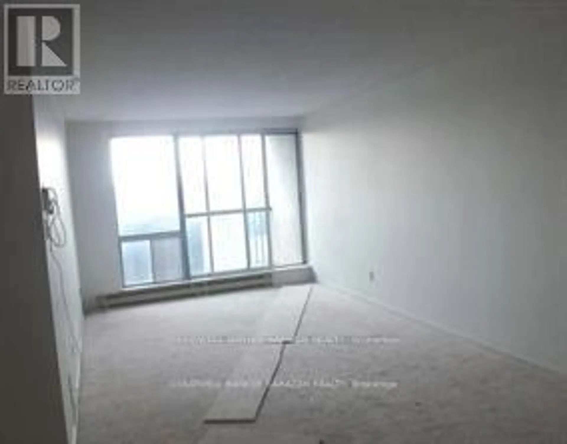 #1001 900 DYNES ROAD - Image 2