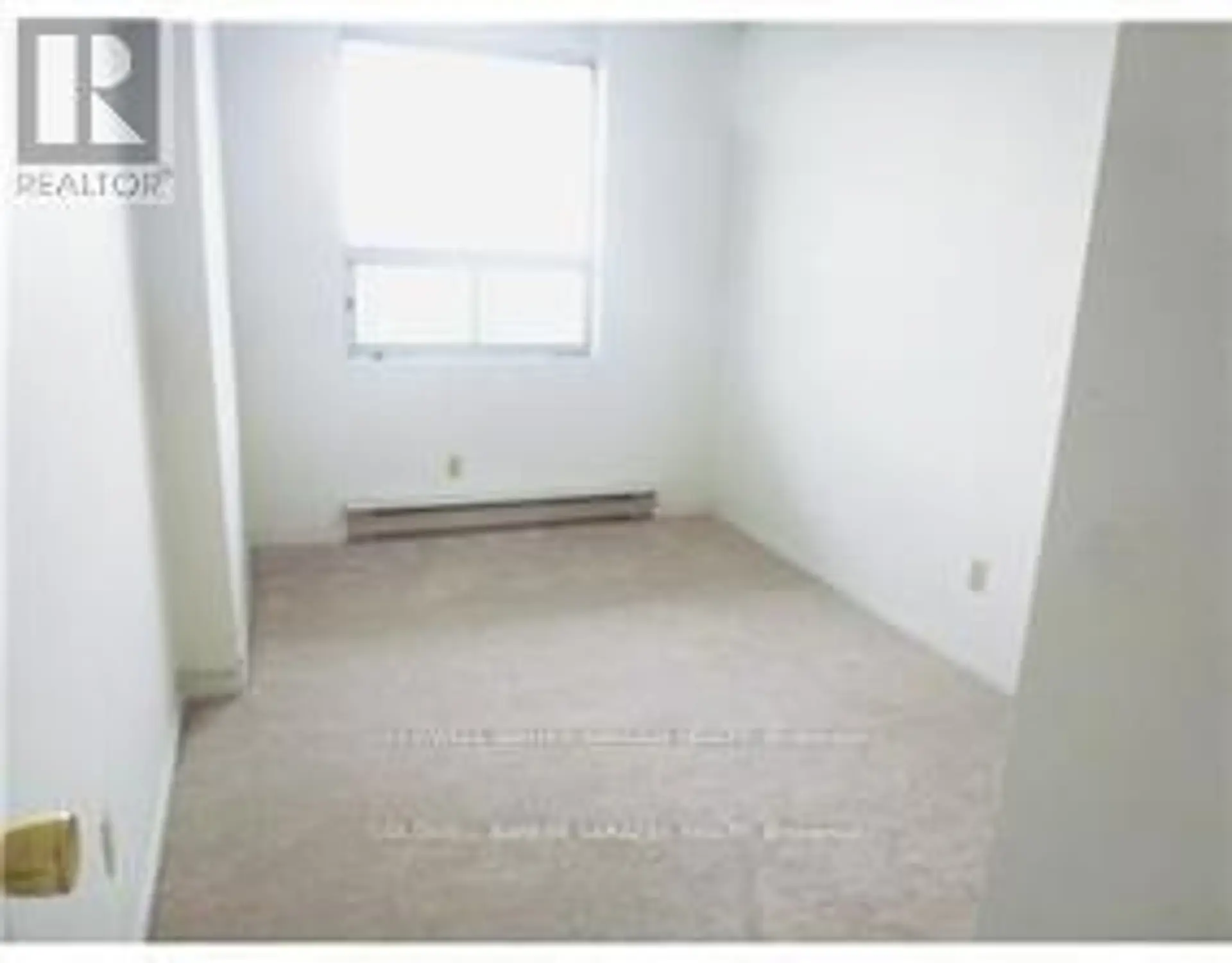 #1001 900 DYNES ROAD - Image 5
