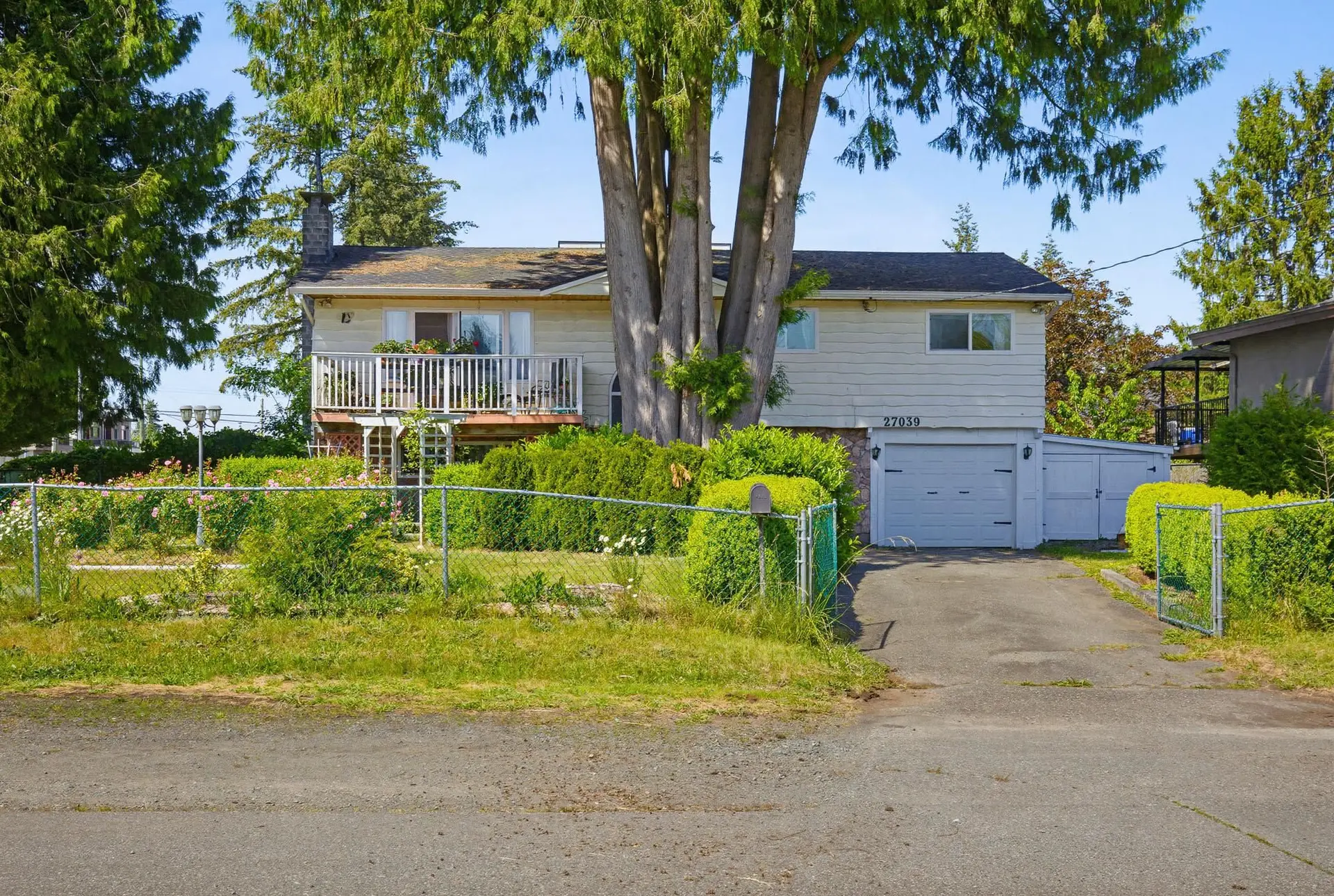 Property at 27039 28b Avenue, Langley, BC