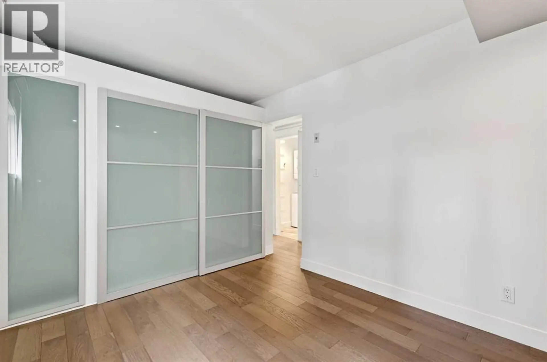 #304 812 15 Avenue SW - Image 14