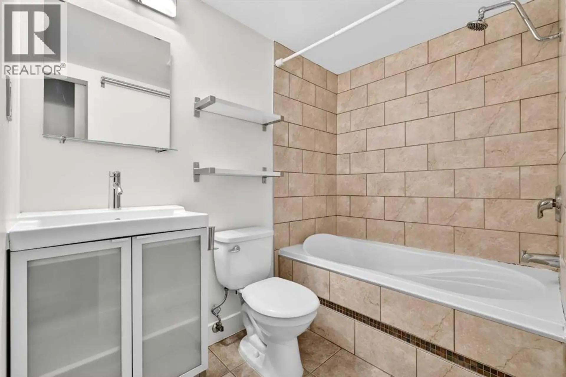 #304 812 15 Avenue SW - Image 15