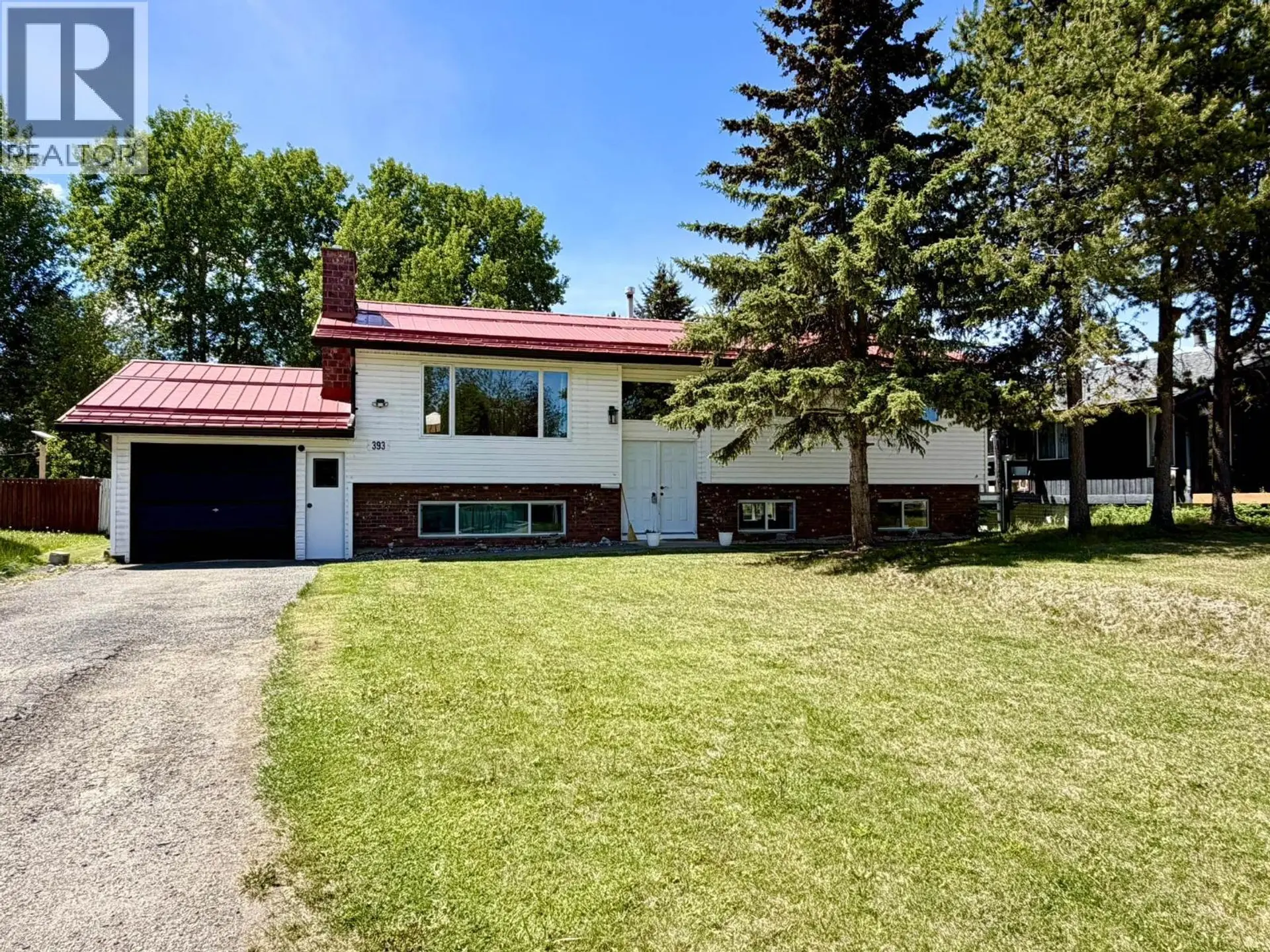 Property at 393 BIRCH PLACE, 100 Mile House, BC