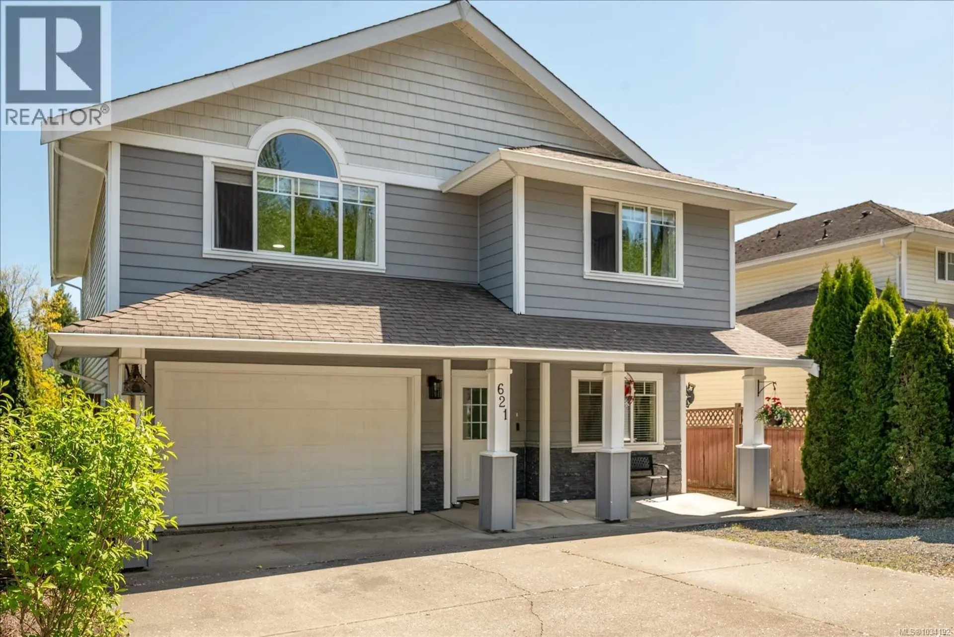 Property at 621 Oakwood Rd, Ladysmith, BC