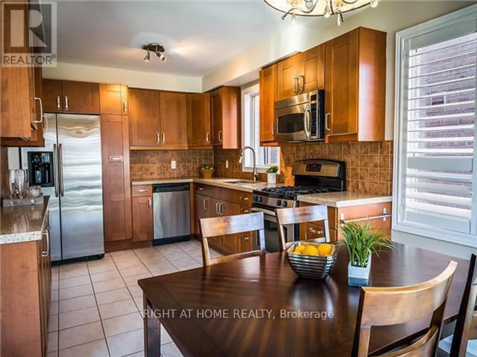 1469 DERBY COUNTY CRESCENT - Image 8