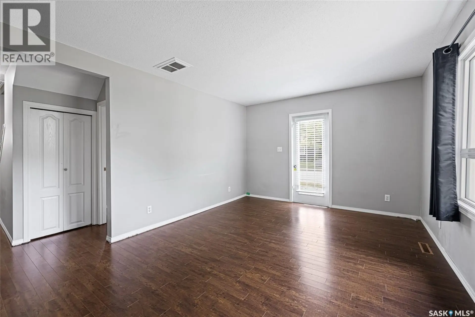 33 Merritt CRESCENT - Image 3