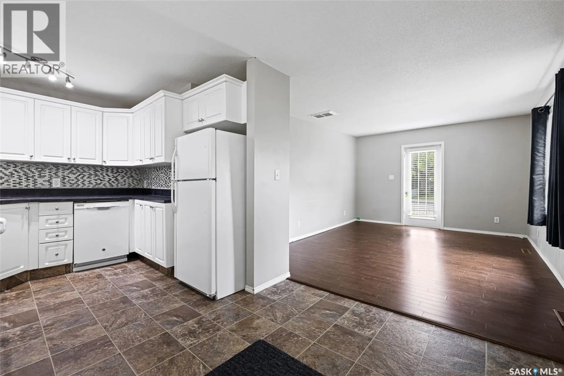 33 Merritt CRESCENT - Image 7
